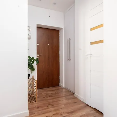 Green Oasis Praga Poludnie Apartment *