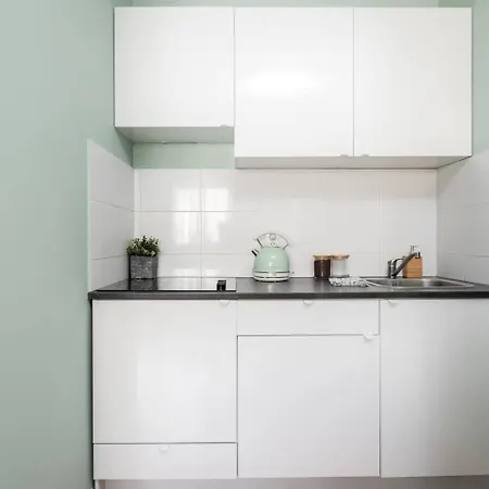 Green Oasis Praga Poludnie Apartment